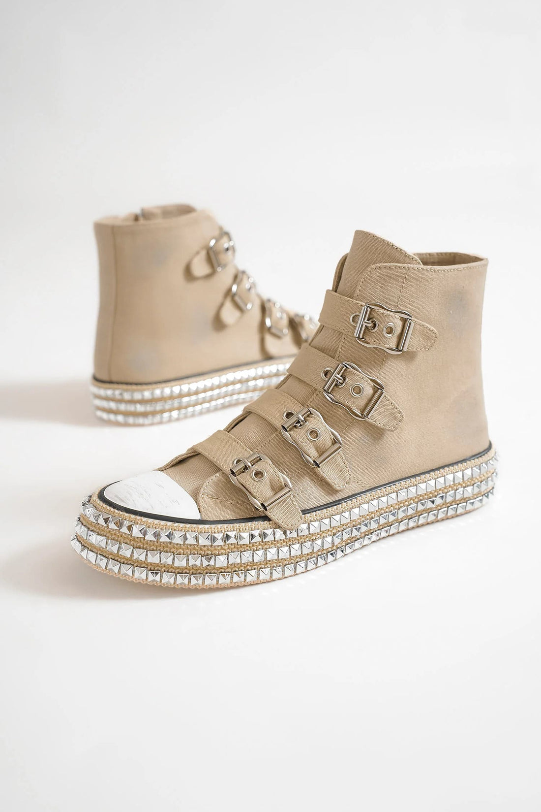 Beast Fashion LUXE Multi-Buckle Straps Studded Platform Sneakers