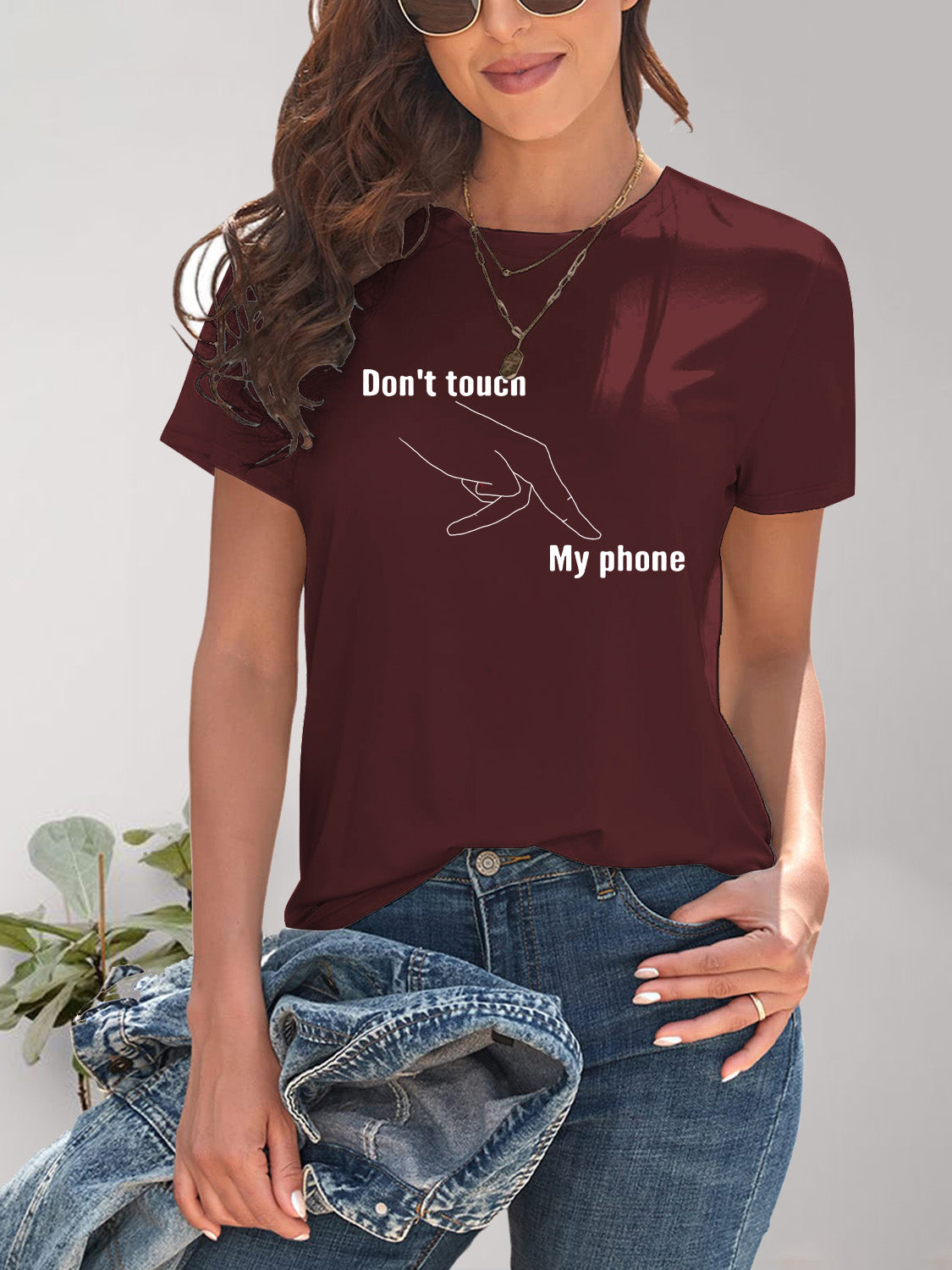 DON'T TOUCH MY PHONE Graphic T-Shirt