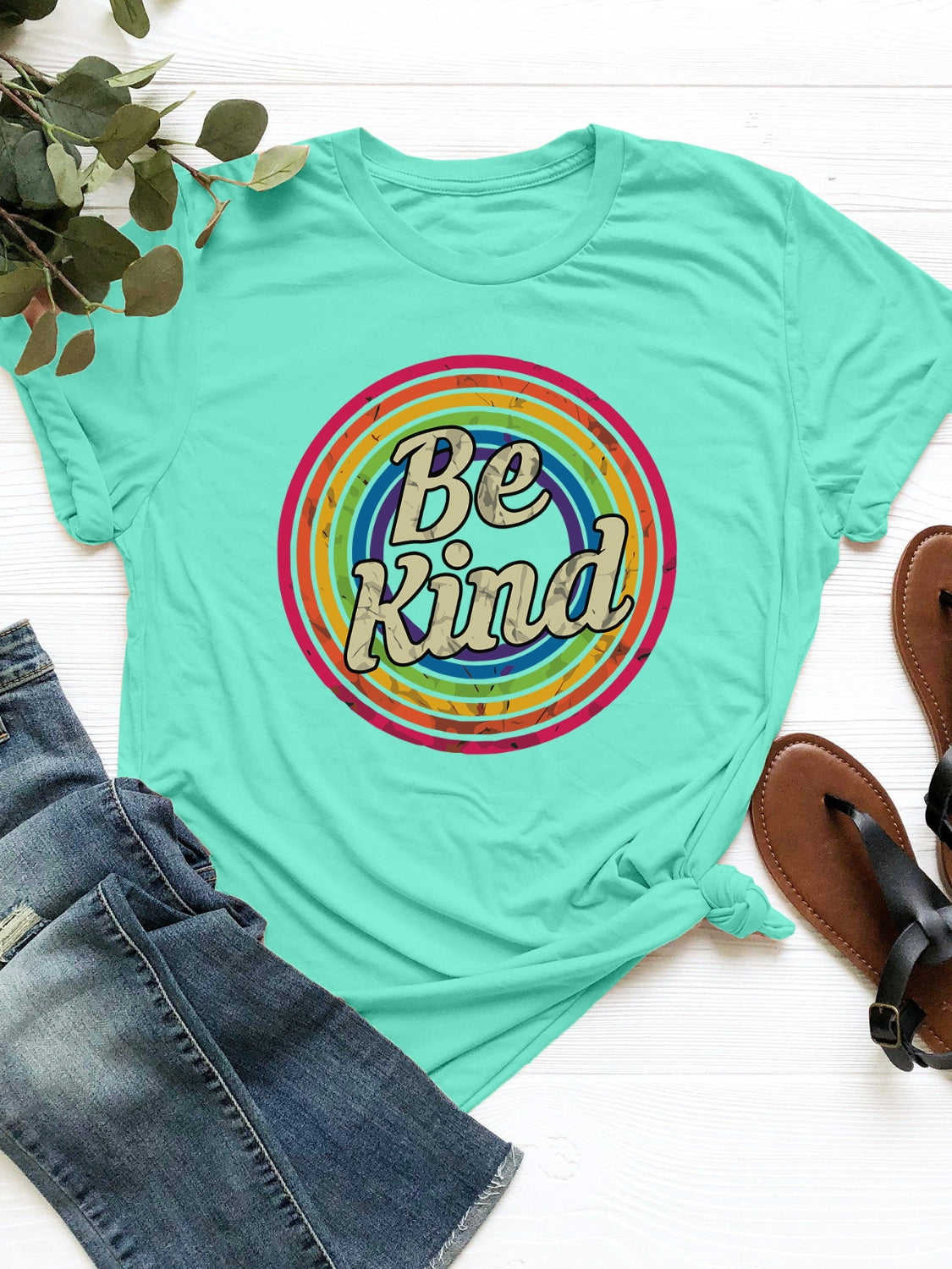 Be Kind Graphic Short Sleeve T-Shirt